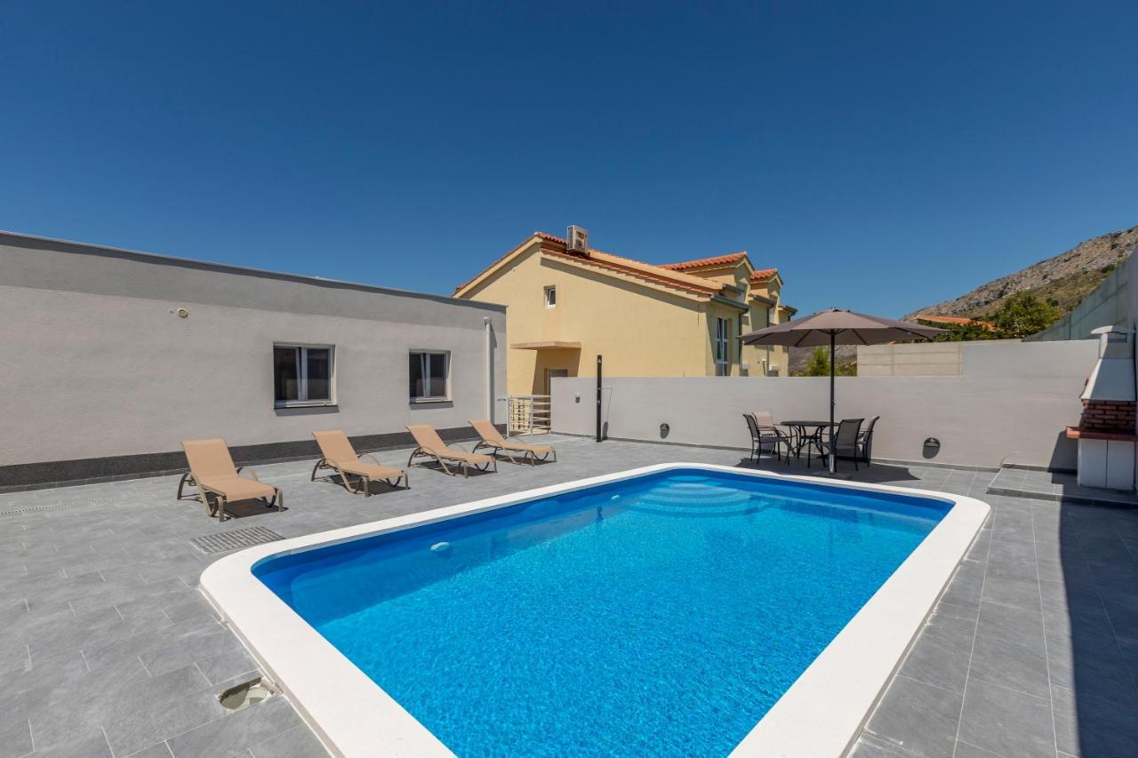 شقة بودْسْتغانا  في House With Private Pool Magdalena المظهر الخارجي الصورة